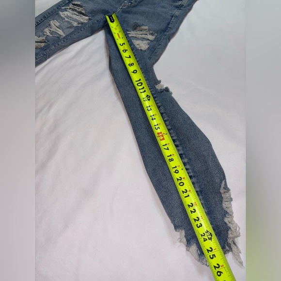 American Eagle Size 6 Short Medium Wash Distressed High Rise Jegging Jeans - Picture 5 of 11